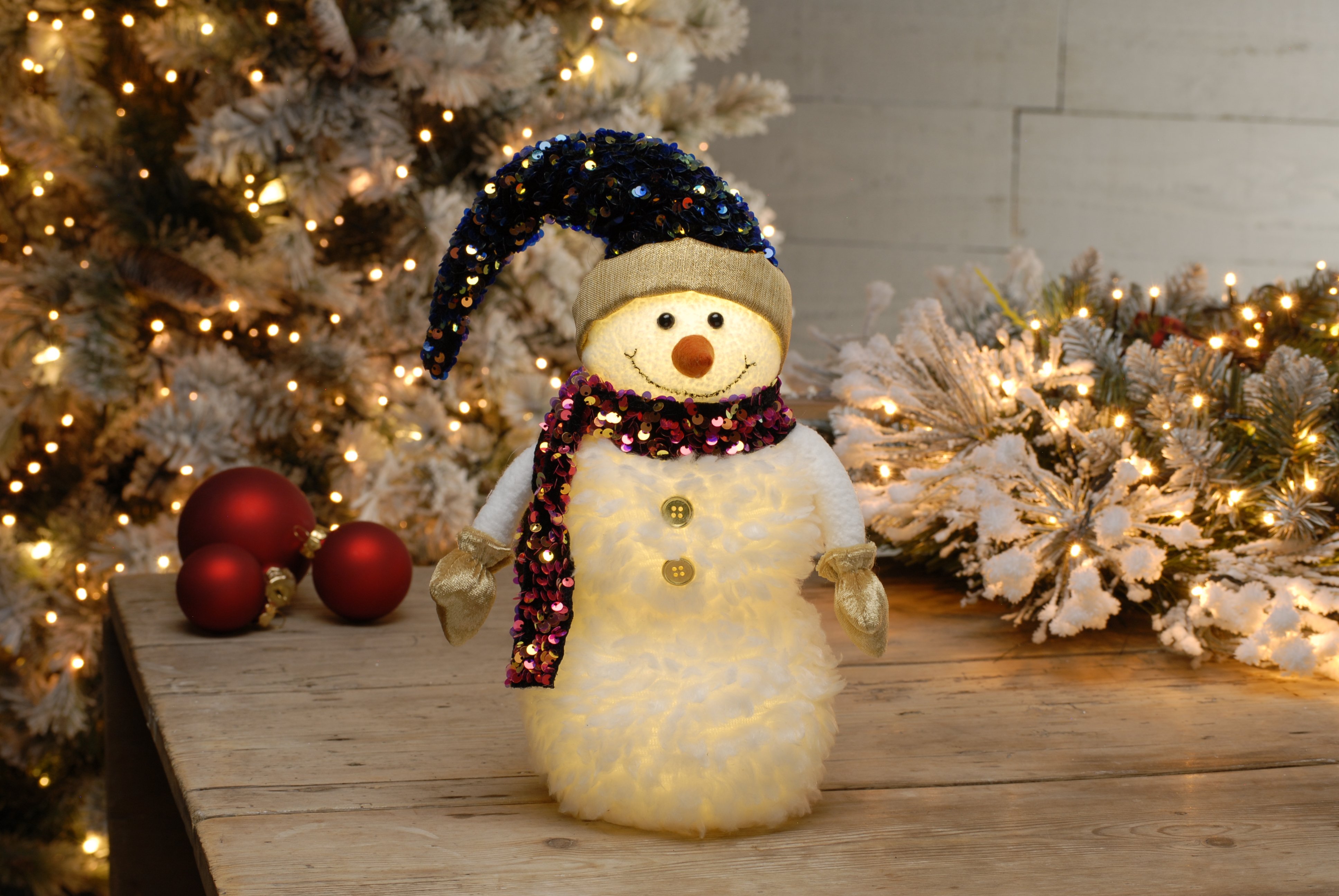 45Cm Battery Operated Sequin Hat Snowman