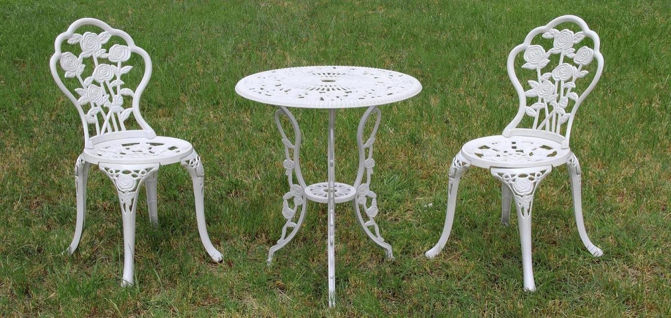 Garden Collection Victorian Style White Bistro Set