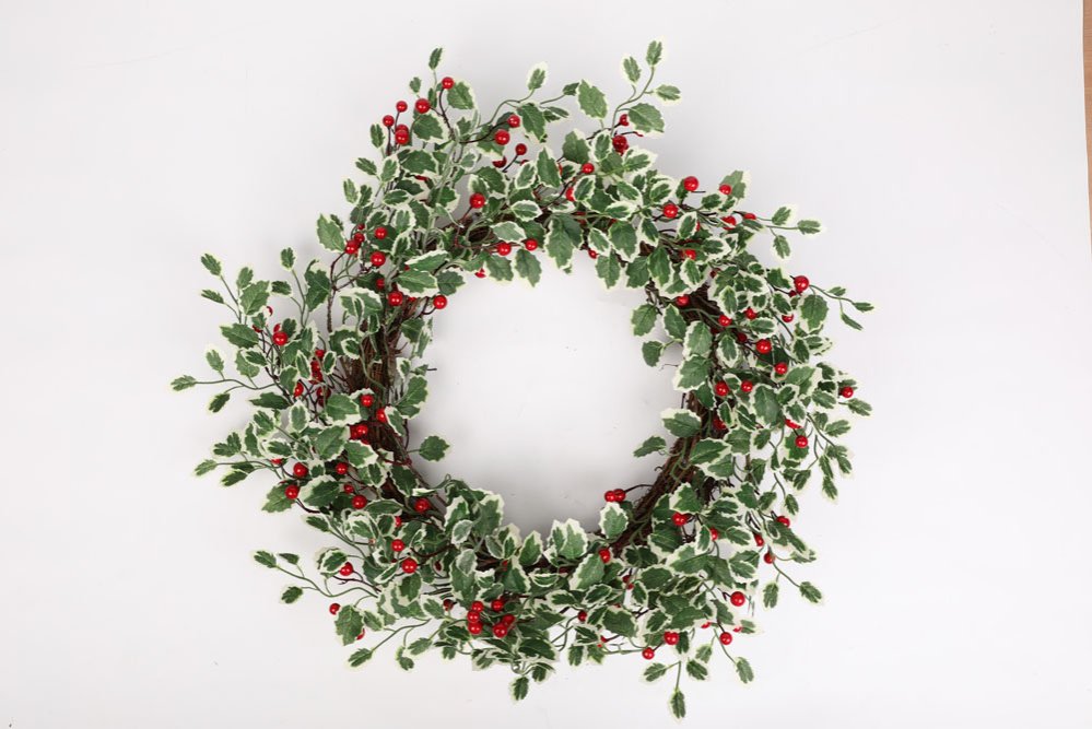 75cm Holly Wreath